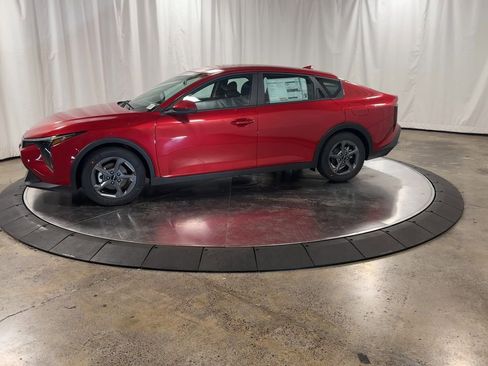 New 2025 Kia K4 LXS image 6