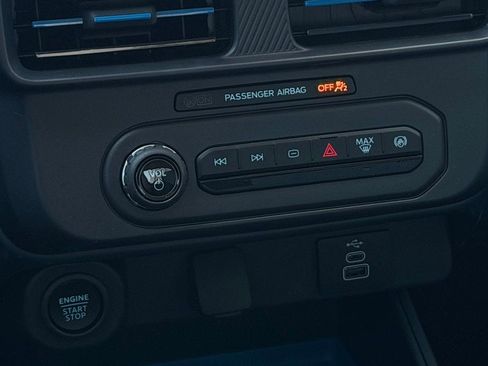New 2026 Ford Maverick XLT AWD/4WD image 50