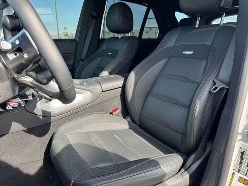 Used 2025 Mercedes-Benz GLE 53 AMG 4MATIC image 4