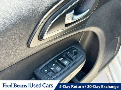 Used 2016 Chrysler 200 Limited FWD image 24