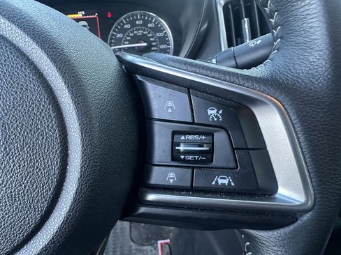 Used 2017 Subaru Impreza 2.0i Limited w/ Moonroof/BSD & Rcta/Eyesight AWD/4WD image 17