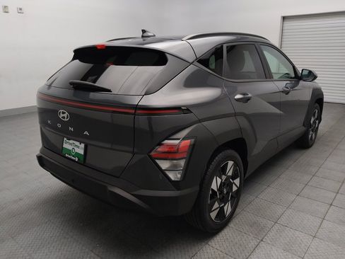 Used 2024 Hyundai Kona SEL FWD image 9