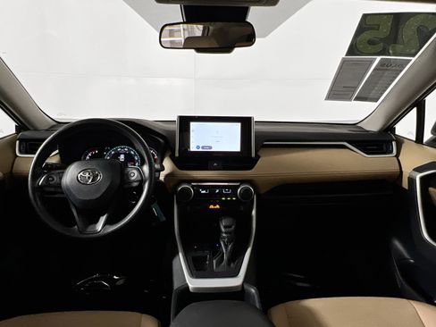Used 2025 Toyota RAV4 LE FWD image 29