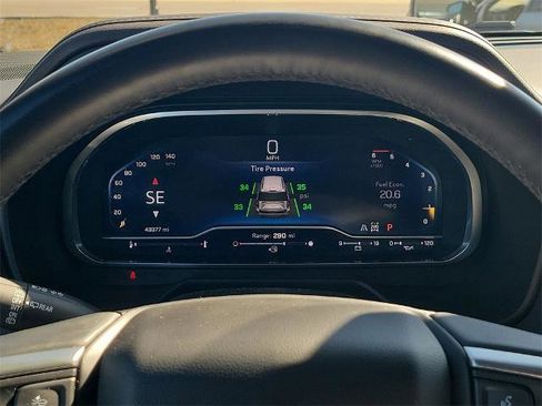 Used 2023 Chevrolet Tahoe Premier image 28