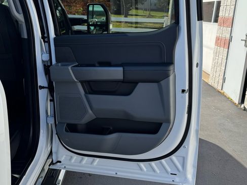 Used 2024 Ford F150 XLT w/ Equipment Group 302A MID image 34