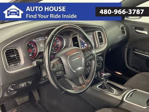 Used 2022 Dodge Charger SXT RWD image 15