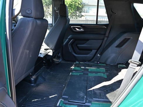 Used 2023 Chevrolet Tahoe 2WD w/ 1FL Safety Package image 14