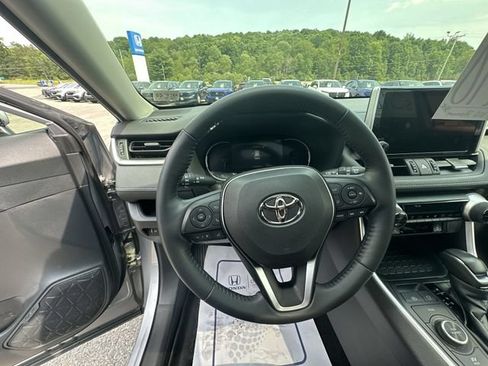 Used 2023 Toyota RAV4 XLE Premium AWD/4WD image 13