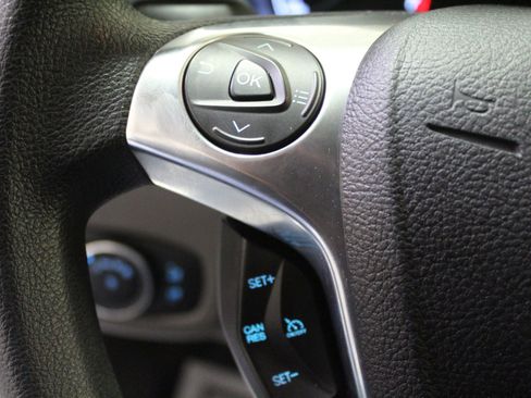 Used 2019 Ford Transit Connect XLT image 10