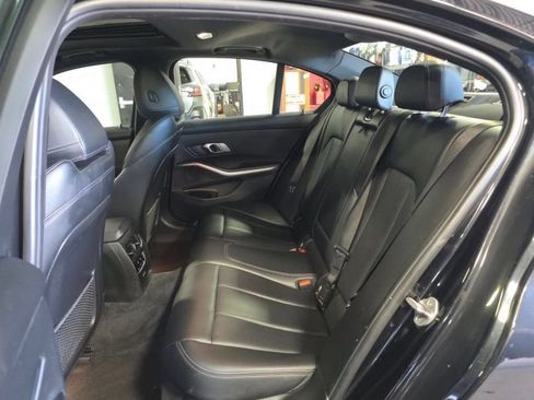 Used 2022 BMW 330i xDrive Sedan w/ Driving Assistance Package AWD/4WD image 10