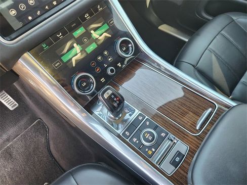 Used 2019 Land Rover Range Rover Sport Supercharged image 19