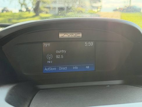 Used 2016 Ford Escape SE AWD/4WD image 16
