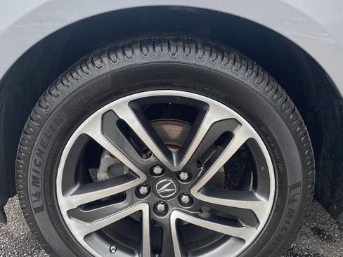 Used 2017 Acura MDX SH-AWD w/ Advance Package image 35