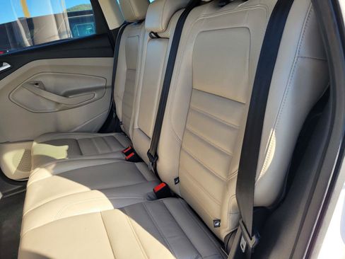 Used 2019 Ford Escape Titanium image 16