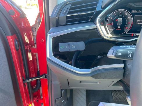 Used 2022 Audi Q3 2.0T Premium Plus image 14