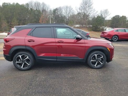Used 2023 Chevrolet TrailBlazer RS image 4