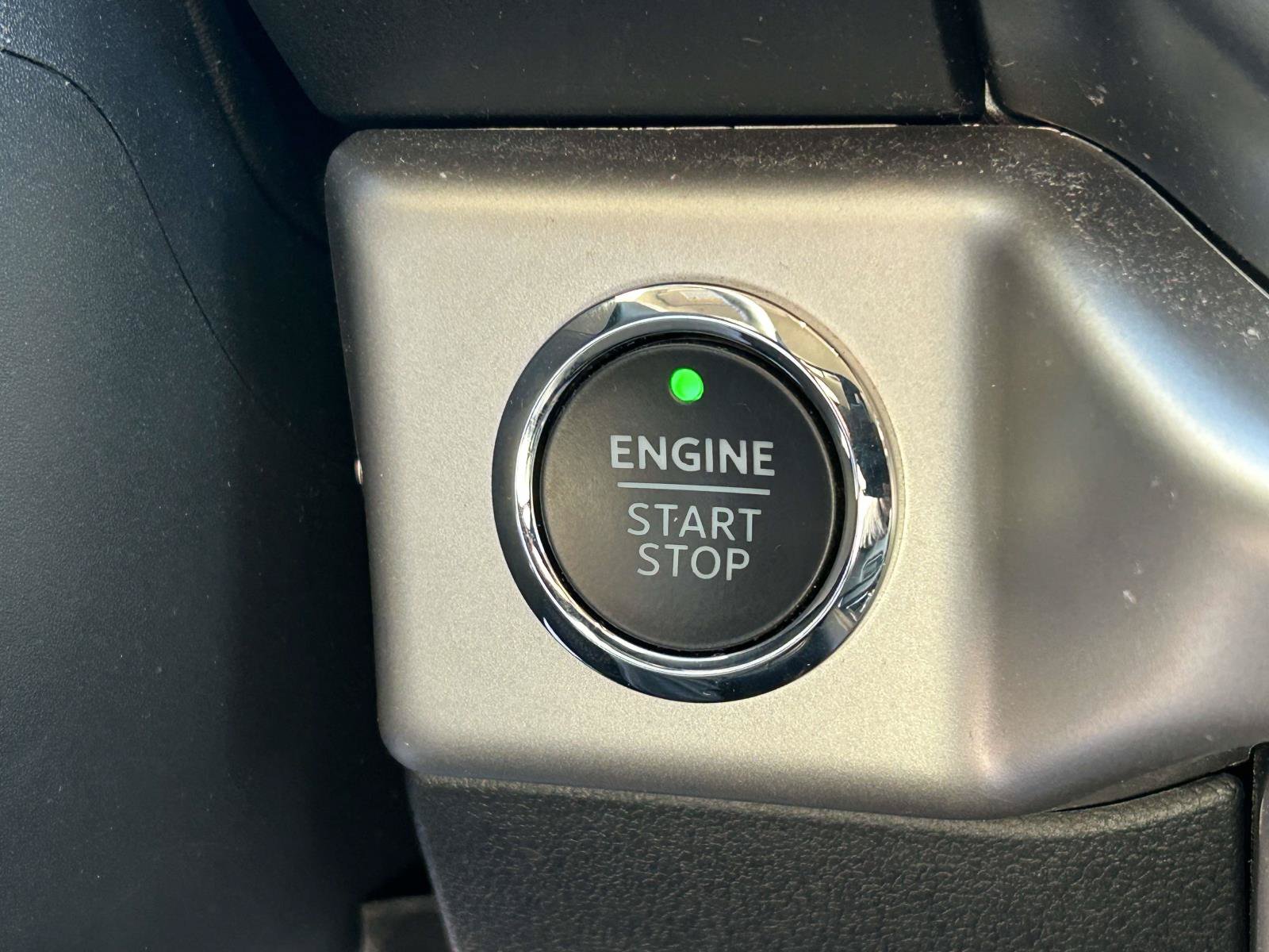 Used 2024 Ford Expedition XLT RWD image 30