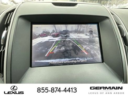 Used 2020 Ford Edge SEL image 19