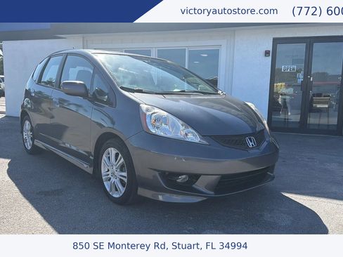 Used 2011 Honda Fit Sport image 1