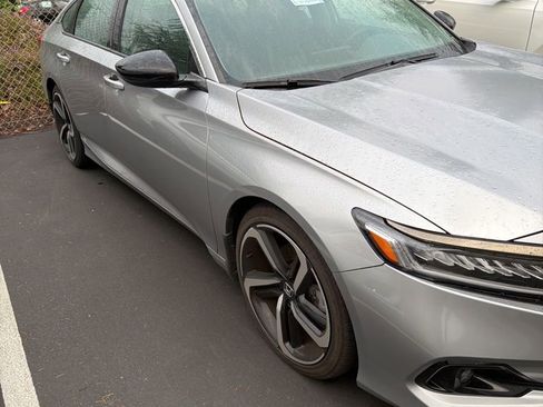 Used 2022 Honda Accord Sport Special Edition image 3