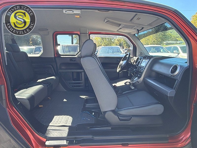 Used 2004 Honda Element EX image 18