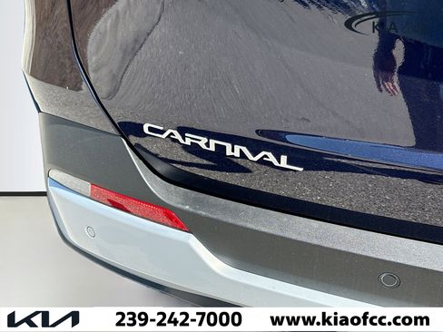 New 2026 Kia Carnival FWD image 10