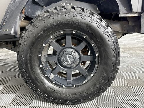 Used 2017 Jeep Wrangler Sport image 53