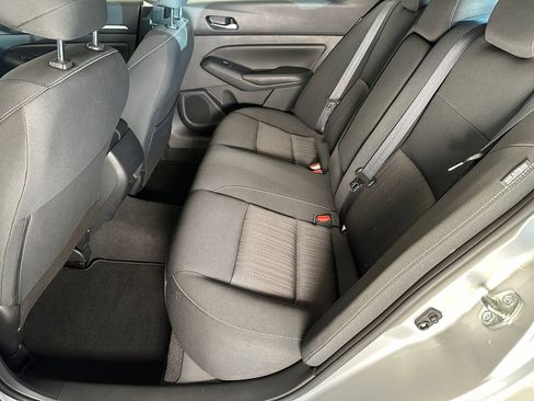 Used 2022 Nissan Altima 2.5 SV FWD image 21