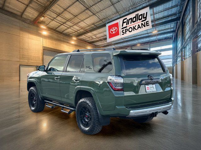 Certified 2022 Toyota 4Runner TRD Off-Road AWD/4WD image 6