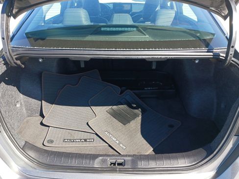 Used 2024 Nissan Altima 2.5 SR w/ SR Premium Package image 31