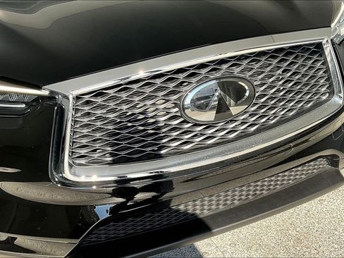 Certified 2025 INFINITI QX50 Luxe image 36