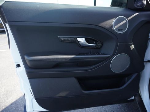 Used 2015 Land Rover Range Rover Evoque Pure Plus AWD/4WD image 17