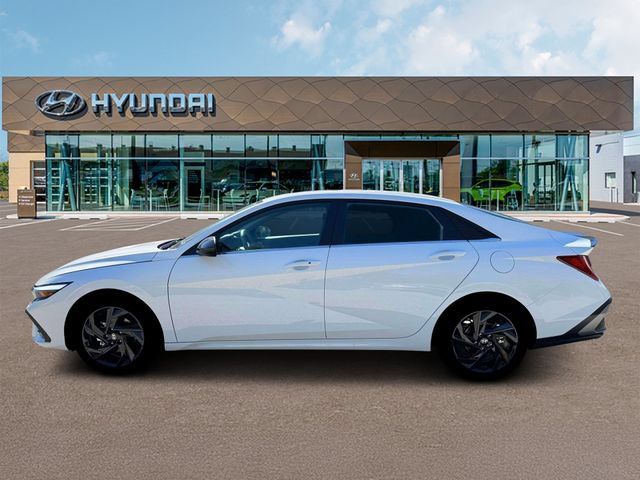New 2026 Hyundai Elantra SEL Sport Premium w/ Cargo Package FWD image 3