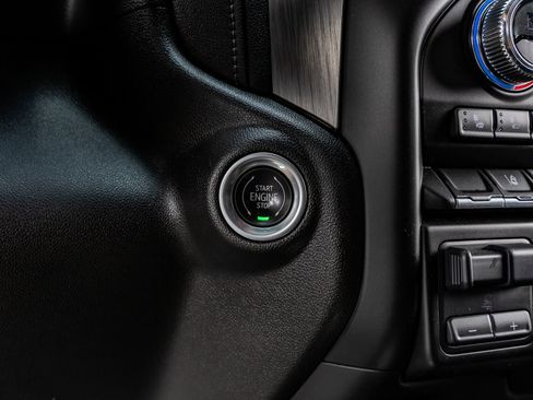 Used 2023 GMC Sierra 3500 Denali w/ Denali Ultimate Package image 23