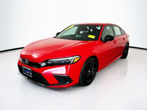Used 2023 Honda Civic Sport image 3