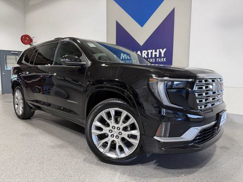 Used 2025 GMC Acadia Denali w/ Super Cruise Package FWD image 2