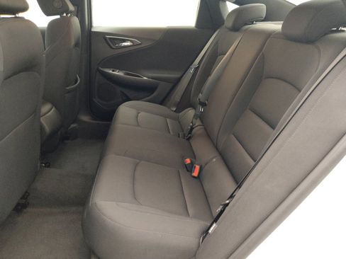 Used 2023 Chevrolet Malibu LS FWD image 18