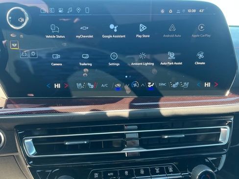 New 2026 Chevrolet Traverse RS w/ LPO, Floor Liner Package image 17