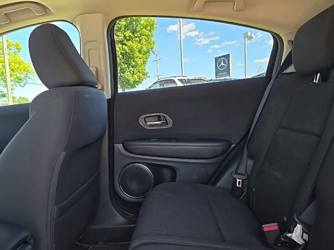 Used 2017 Honda HR-V EX image 34