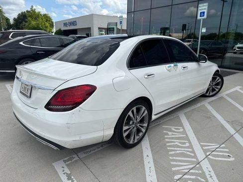 Used 2020 Mercedes-Benz C 300 Sedan image 2