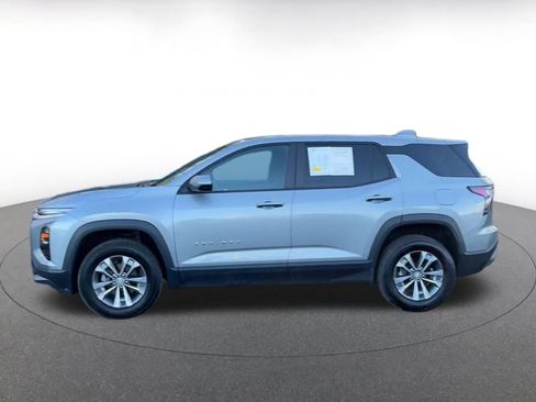 Used 2025 Chevrolet Equinox LT image 8