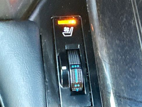 Used 2021 Lexus GX 460 Premium w/ Premium Package image 26