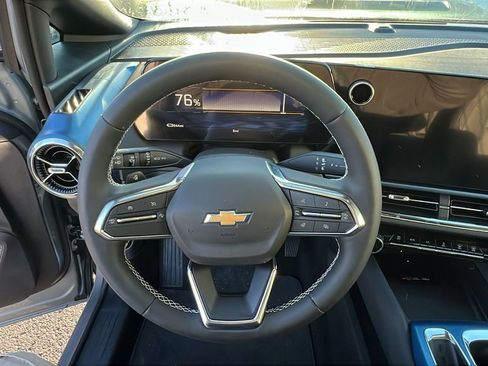 New 2026 Chevrolet Equinox EV LT image 17