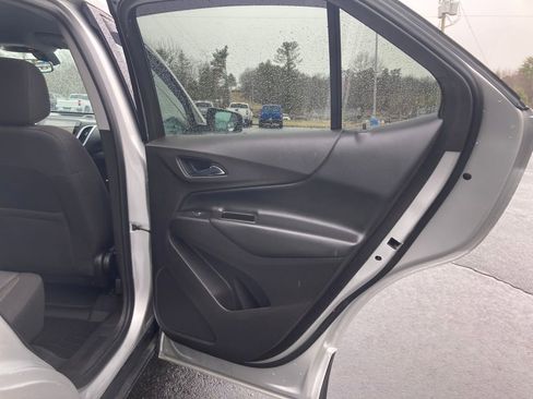 Used 2019 Chevrolet Equinox LT image 27
