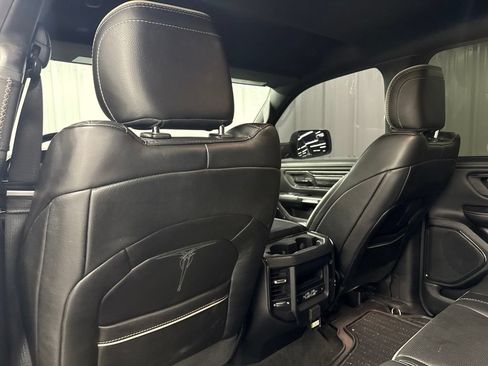 Used 2022 RAM 1500 Limited w/ Body Color Bumper Group AWD/4WD image 15