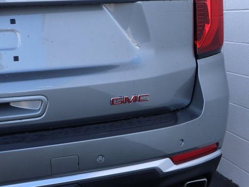 New 2026 GMC Yukon Denali w/ Sun & Power Step Package AWD/4WD image 7