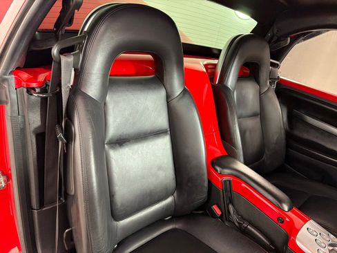 Used 2004 Chevrolet SSR w/ Preferred Equipment Group image 26