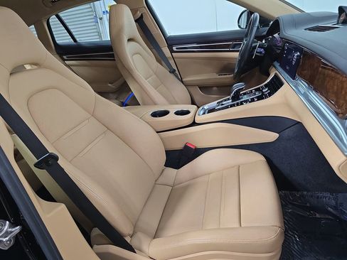 Used 2023 Porsche Panamera 4 AWD/4WD image 27