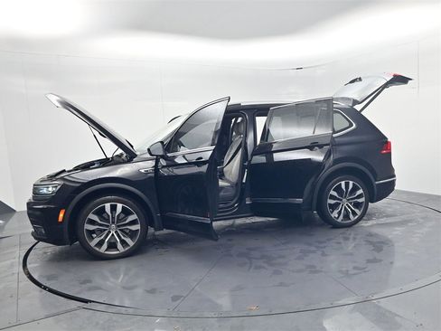 Used 2021 Volkswagen Tiguan SEL Premium R-Line image 57