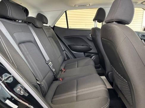 Used 2023 Hyundai Venue SEL image 26